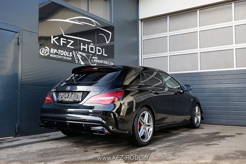 Mercedes-Benz CLA 45 AMG Shooting Brake 4MATIC Aut. Image 2