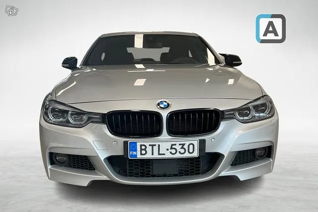 BMW 335 335 F30 Sedan 335d A xDrive 40th Year Edition M Sport * Harman/Kardon / Mukautuva vakkari / Surround view* Image 4