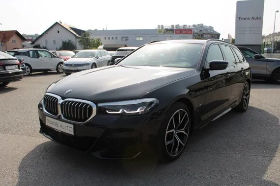 BMW serija 5 520d Touring AUTOMATIK ///M Paket *HARMAN KARDO Image 1