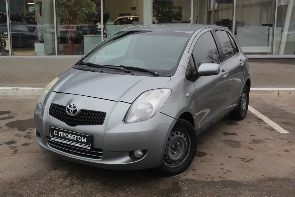 Toyota Yaris Image 1